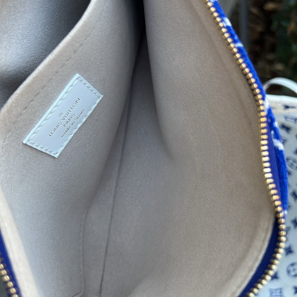 $125 ENTRY for this LTD BLUE VELVET 2022 LV NEVERFULL Customer Appreciation - Picture 12 of 17
